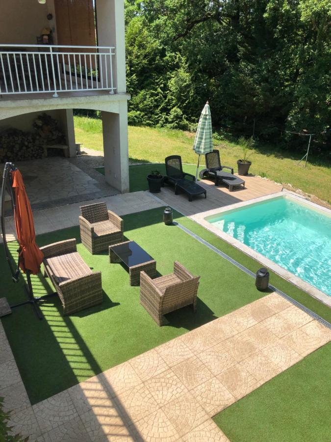 Charmant Petit Gite Au Milieu De La Verdure Coulounieix-Chamiers Exterior photo